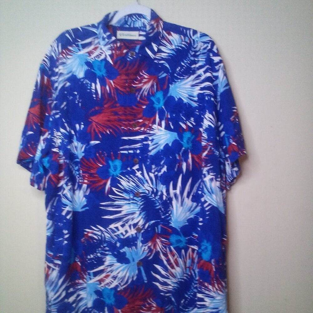 Caribbean Shirt Men XL Button Up Short Sleeve Tropical Floral Red White Blue